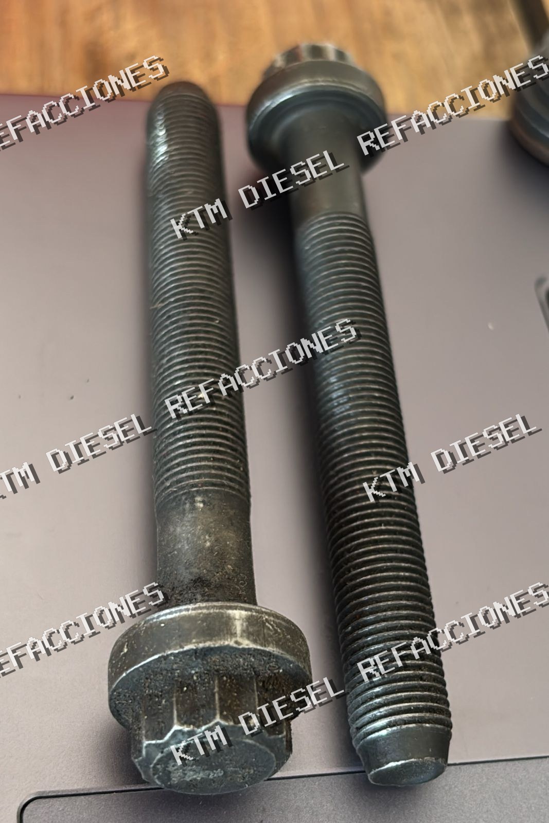TORNILLO GR8 12MM X 4" FINO
