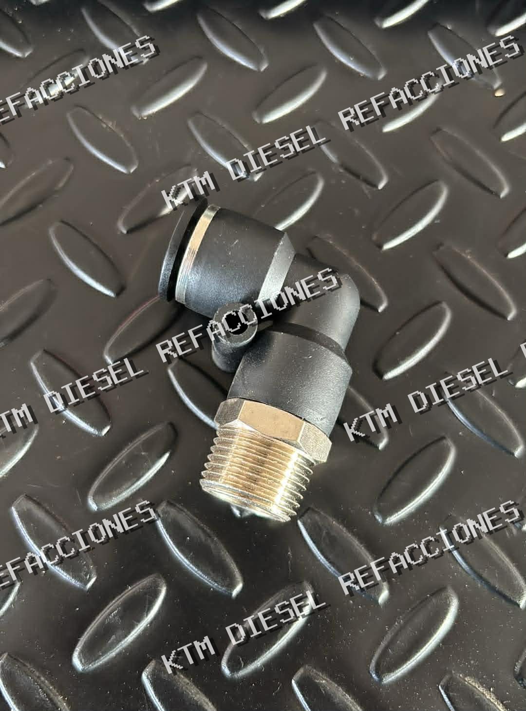 CONEXION EN CODO 90° 3/8 A 3/8 NPT PLASTICO